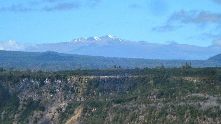 A landscape around the volcano Mauna Kea